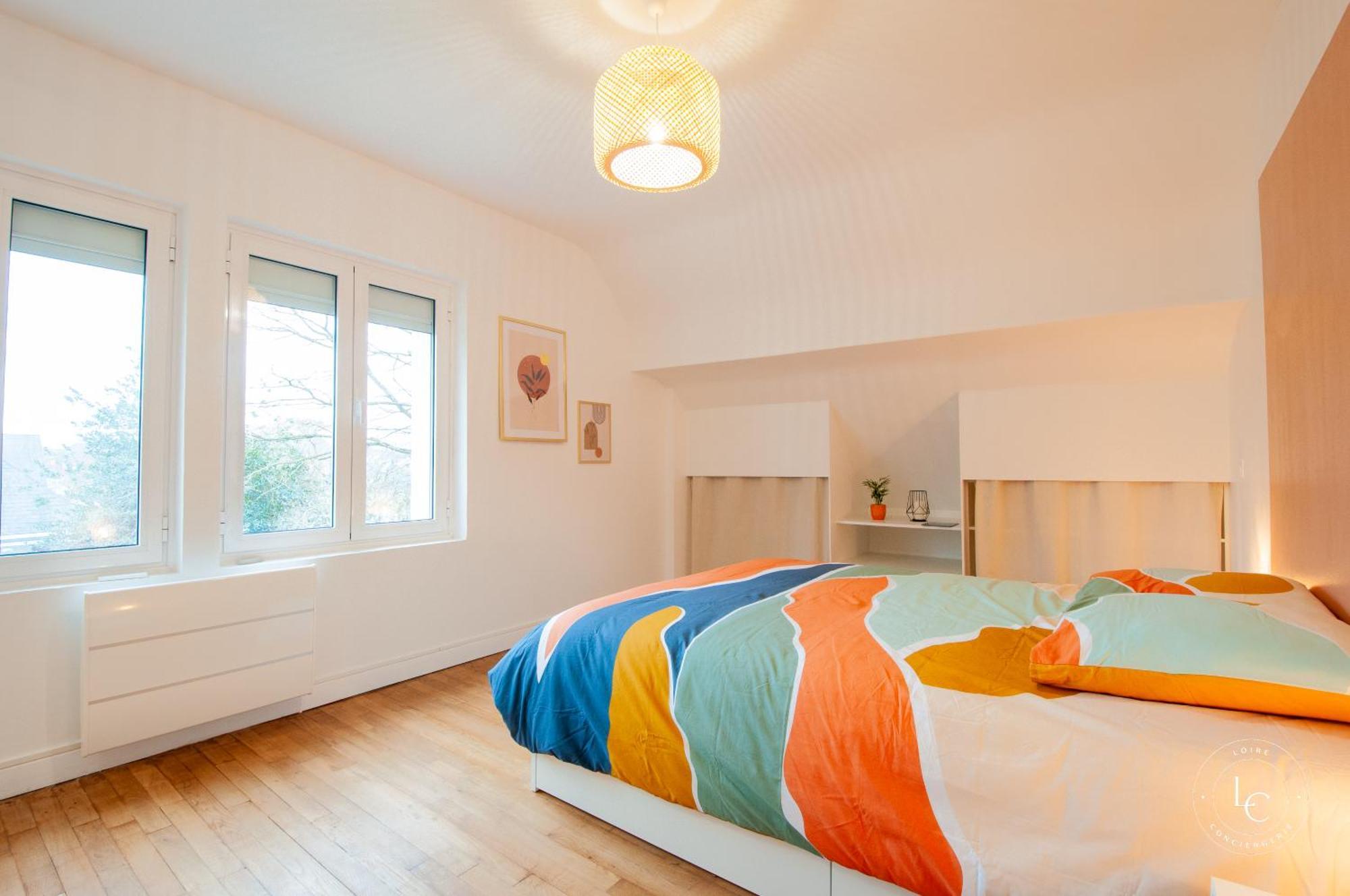Bright 70M Apartment Near City Center & The Loire オルレアン エクステリア 写真