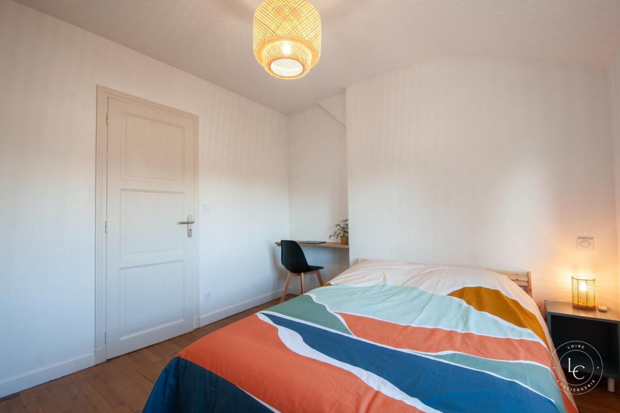 Bright 70M Apartment Near City Center & The Loire オルレアン エクステリア 写真